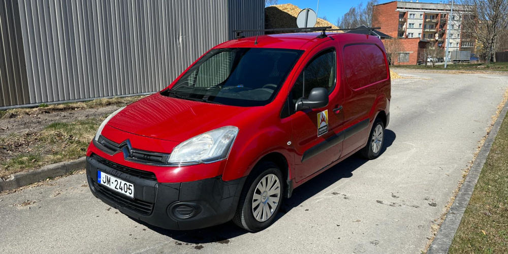 Izsolām automašīnu CITROEN BERLINGO